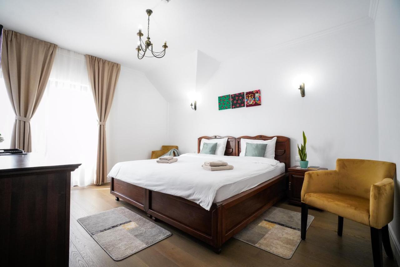 Hotel Yara Vişeu de Sus Eksteriør bilde