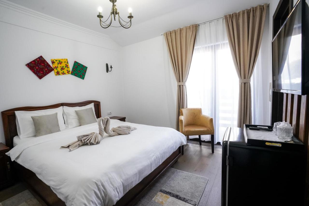 Hotel Yara Vişeu de Sus Eksteriør bilde