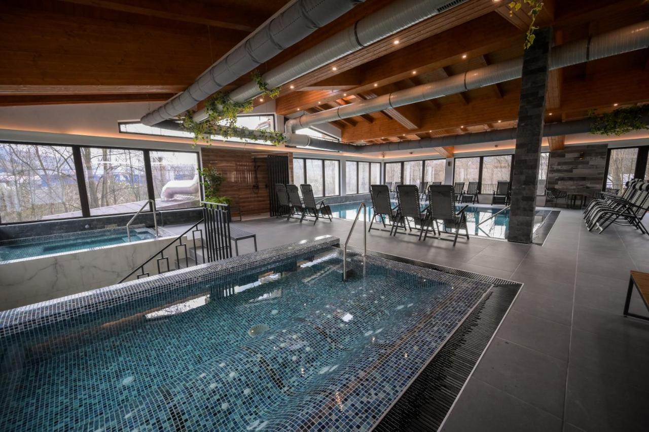 Hotel Yara Vişeu de Sus Eksteriør bilde