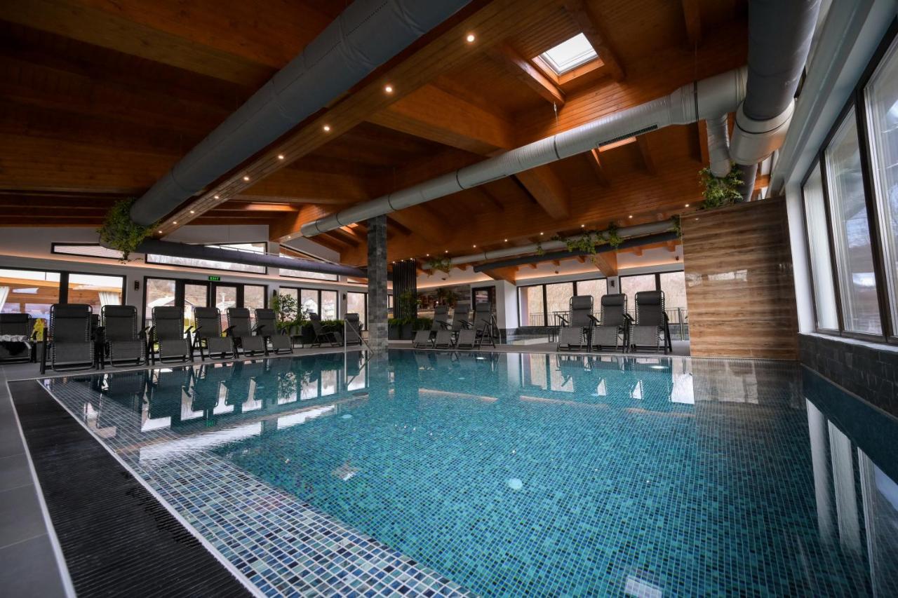 Hotel Yara Vişeu de Sus Eksteriør bilde