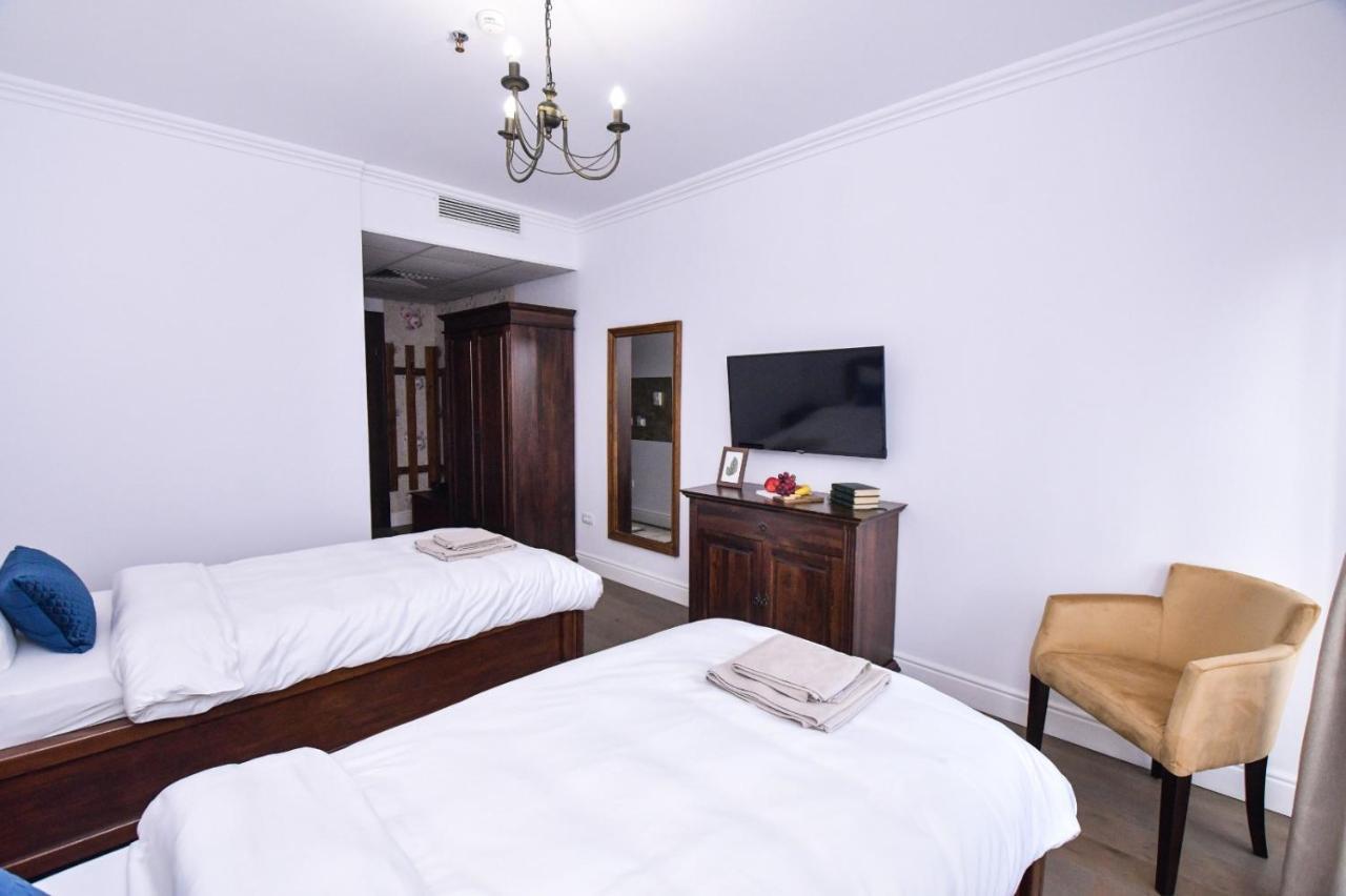 Hotel Yara Vişeu de Sus Eksteriør bilde