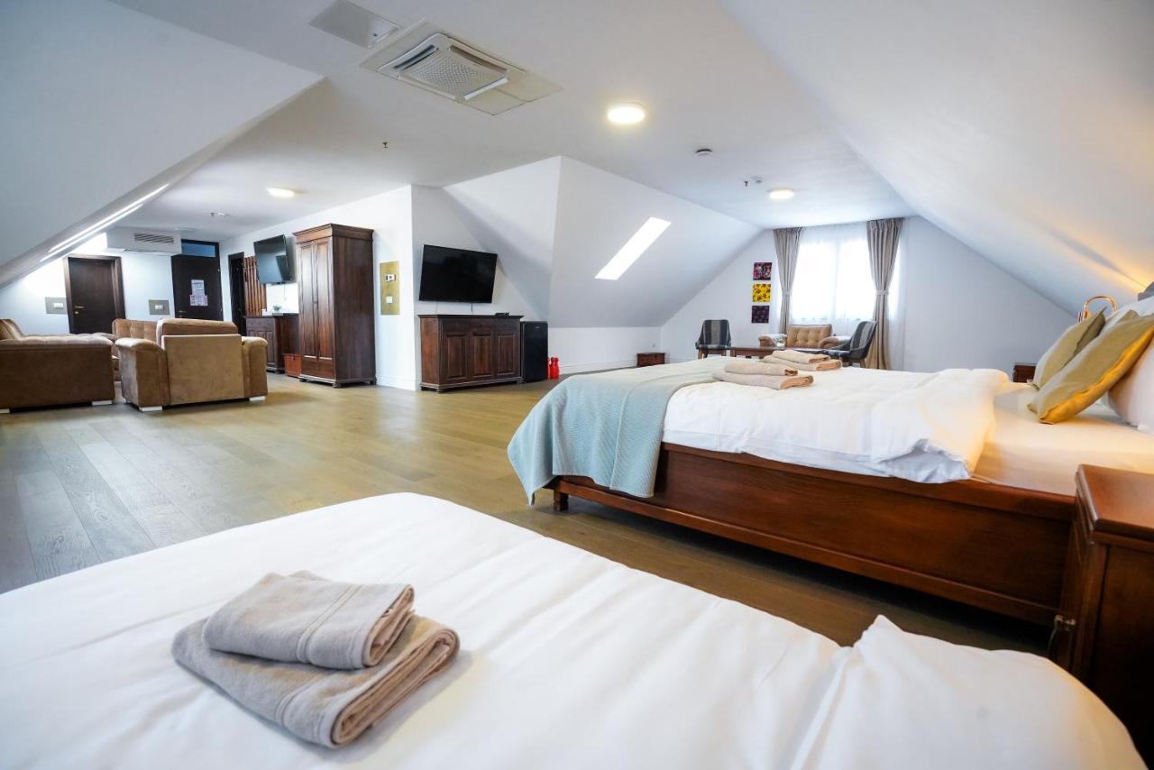 Hotel Yara Vişeu de Sus Eksteriør bilde