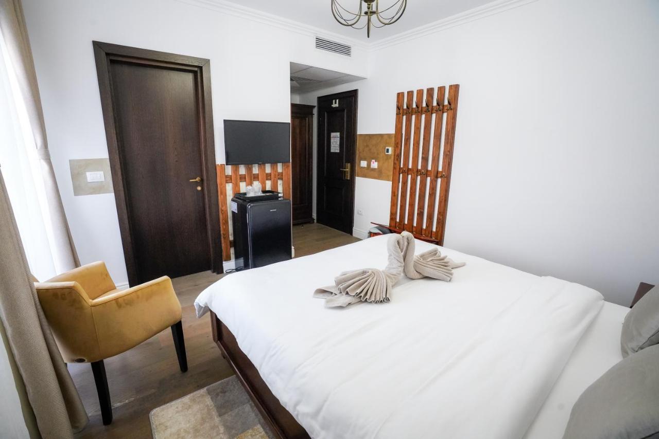 Hotel Yara Vişeu de Sus Eksteriør bilde
